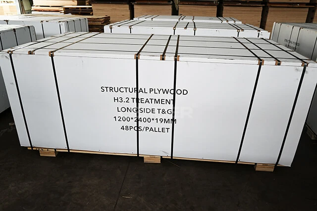 Structural flooring pine ply T&G packaing