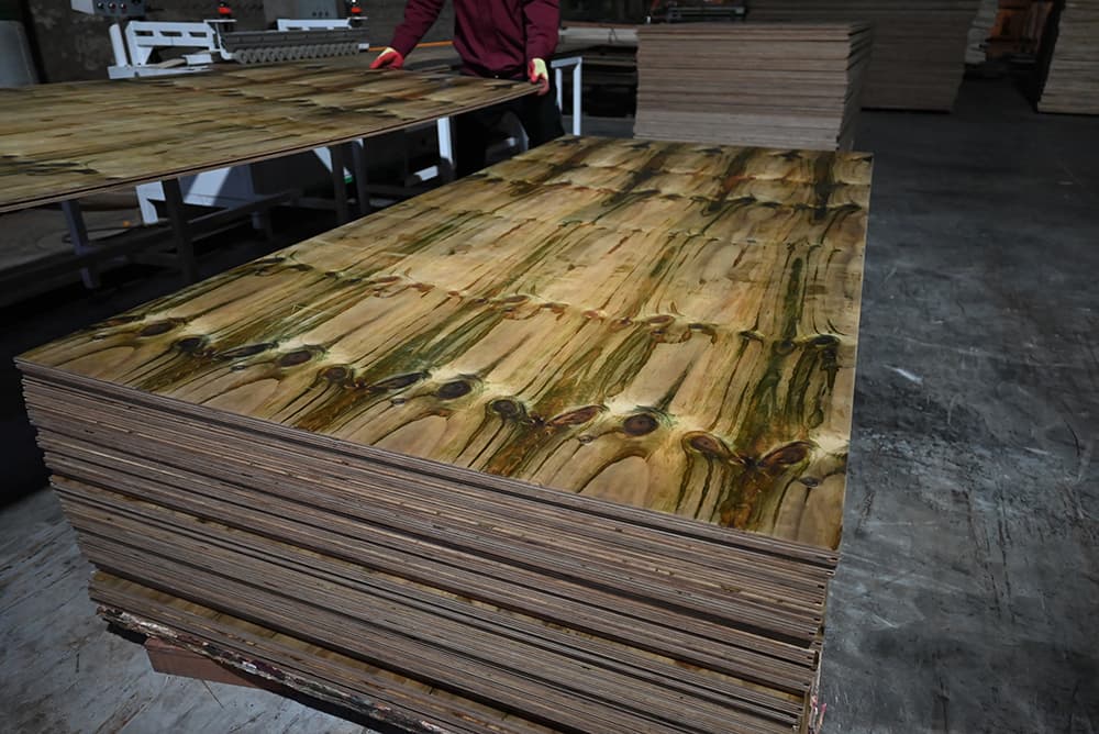structural pine plywod H3.2 treated