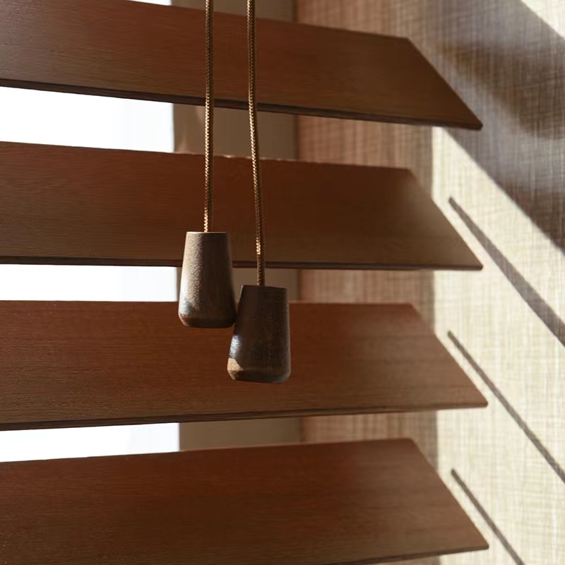 venetian blinds
