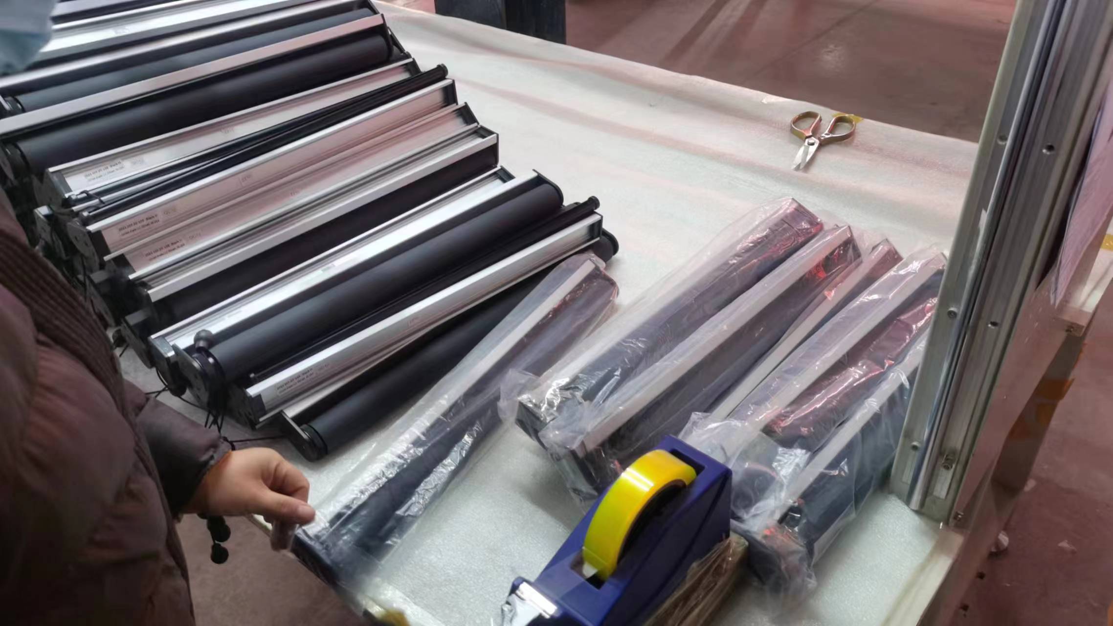 roller shade