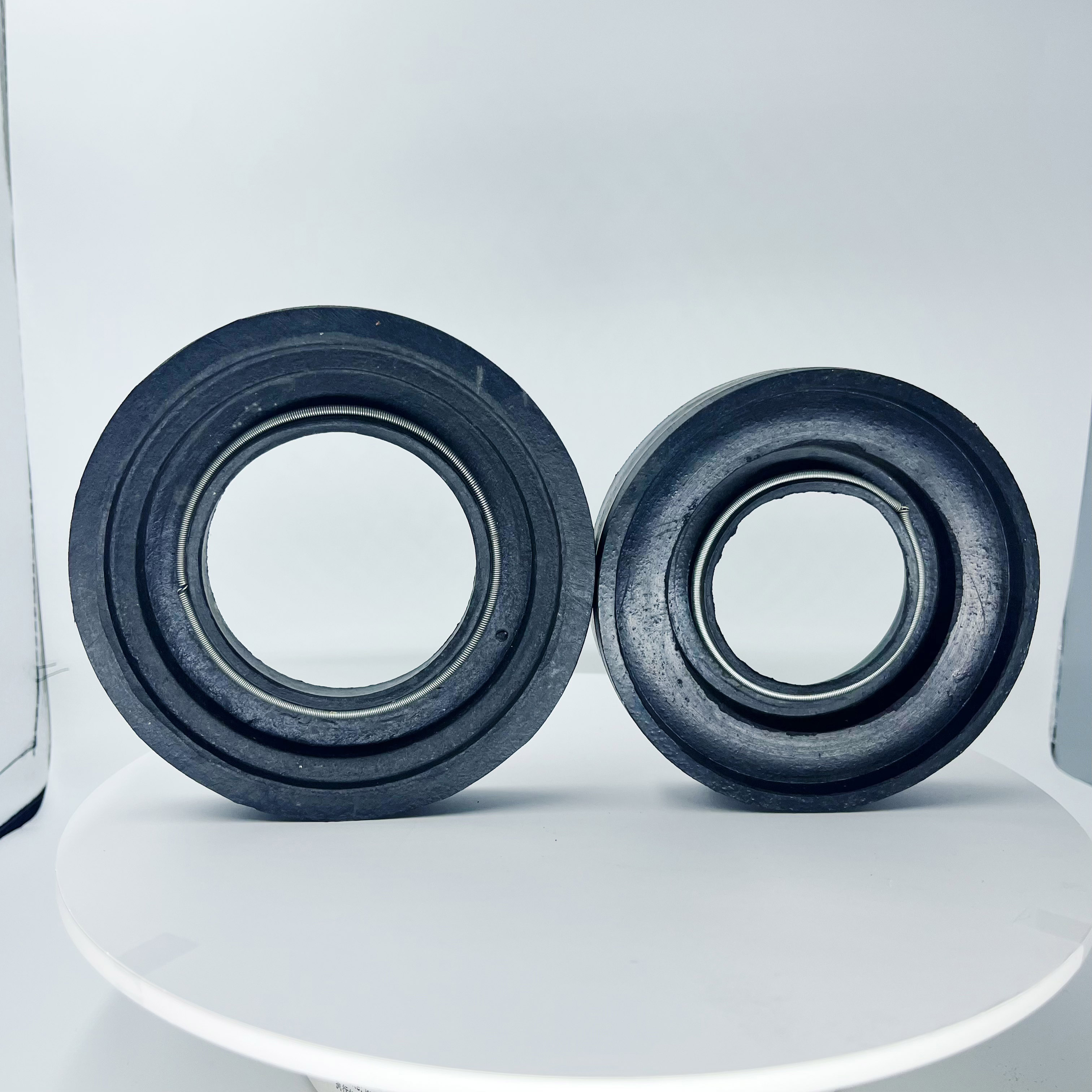 Mining equipment oil seal