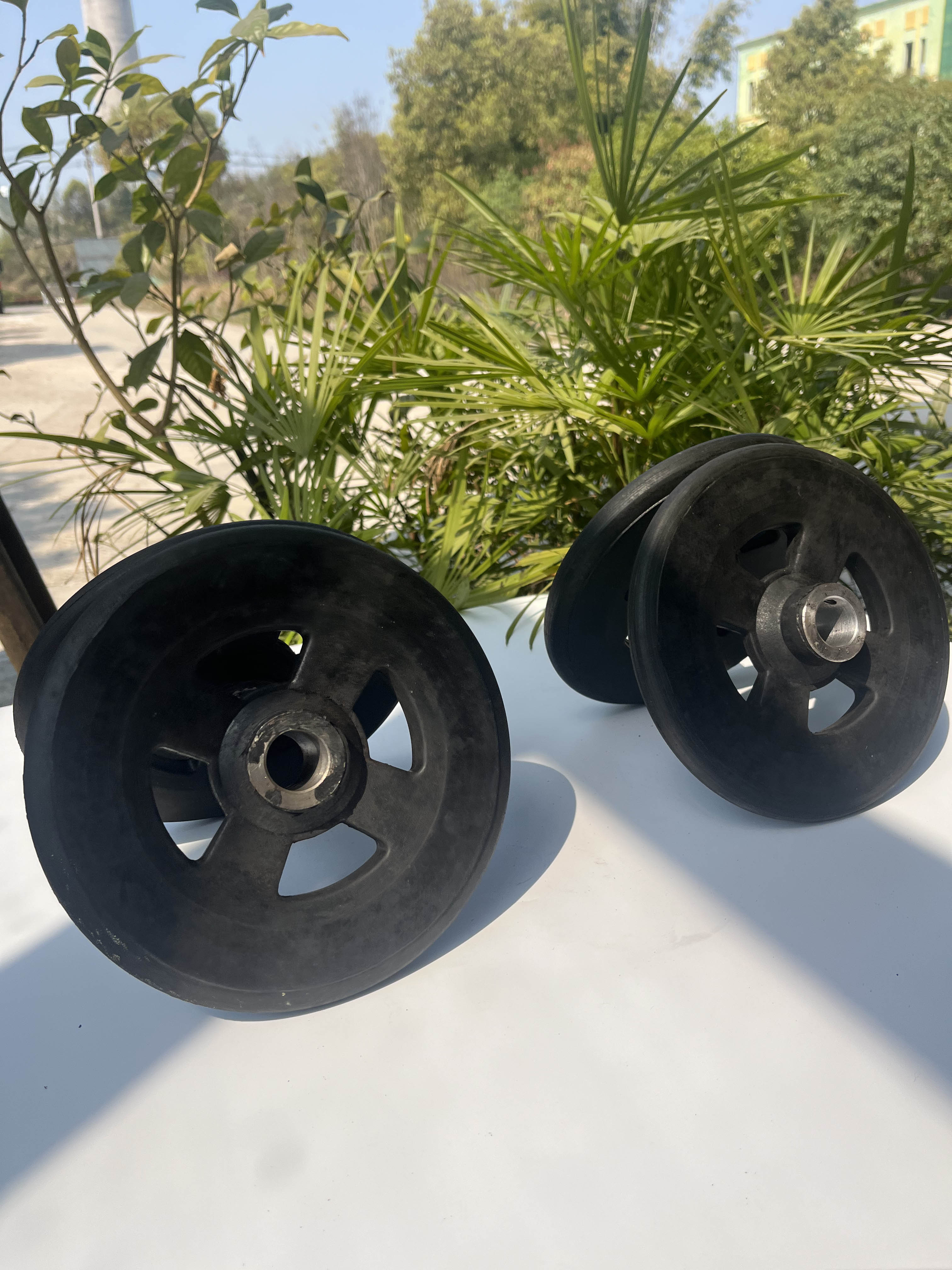 Rubber wheels for hand carts