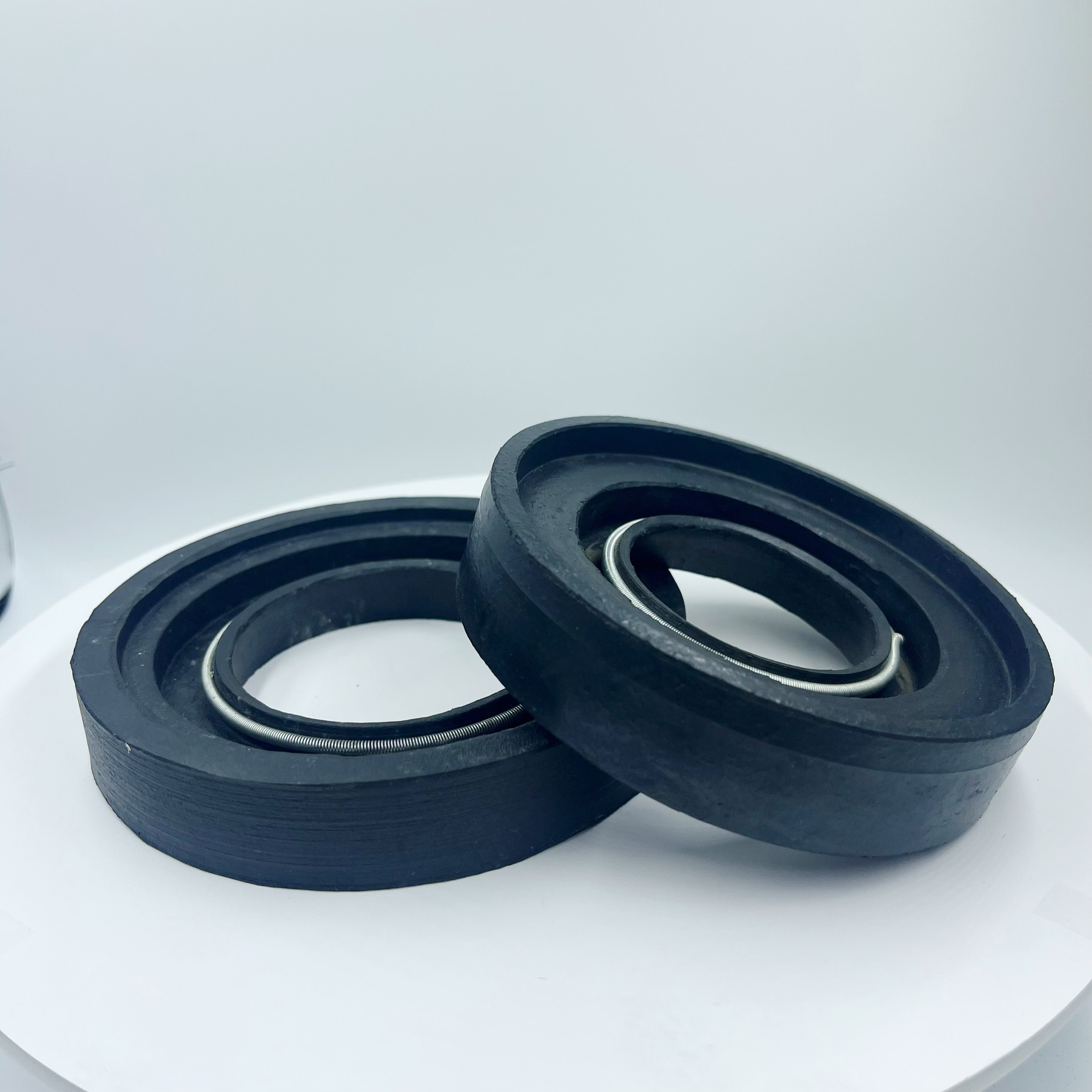 Mining equipment oil seal