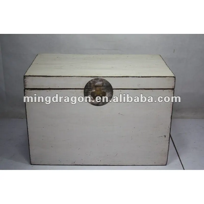 Chinese antique cute white storage trunk