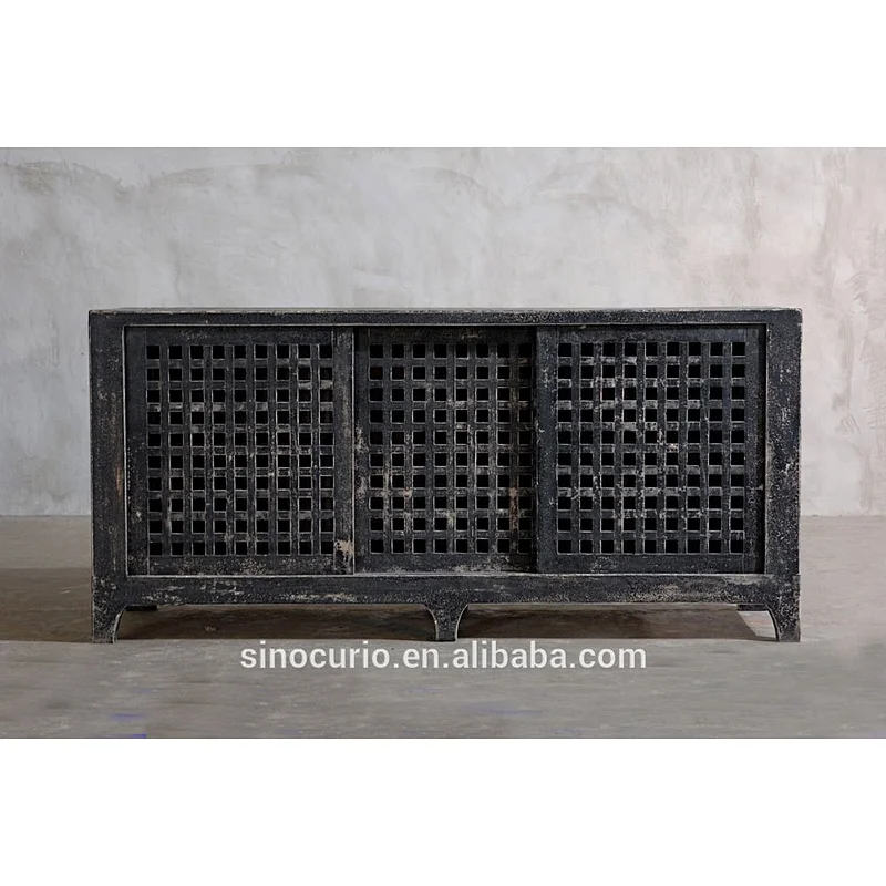 Chinese slatted buffet in black finishes