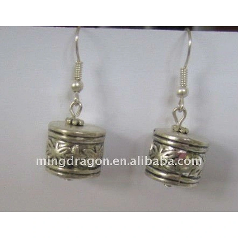 CHINESE TIBET SILVER EARRING EARDROP