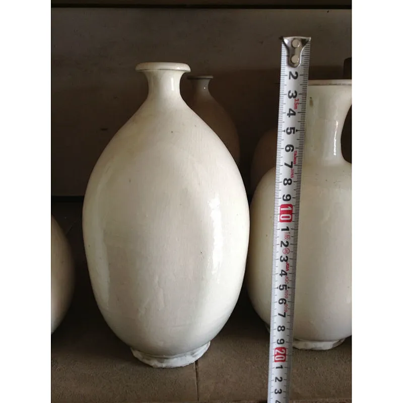 Modern decorative ceramic vase