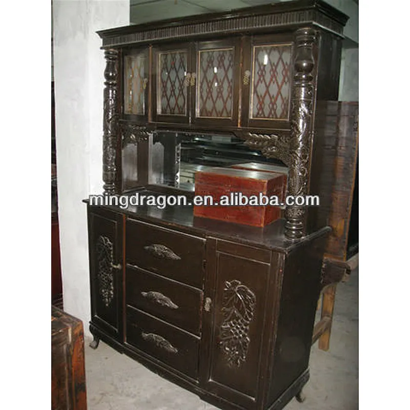 mirrored furniture