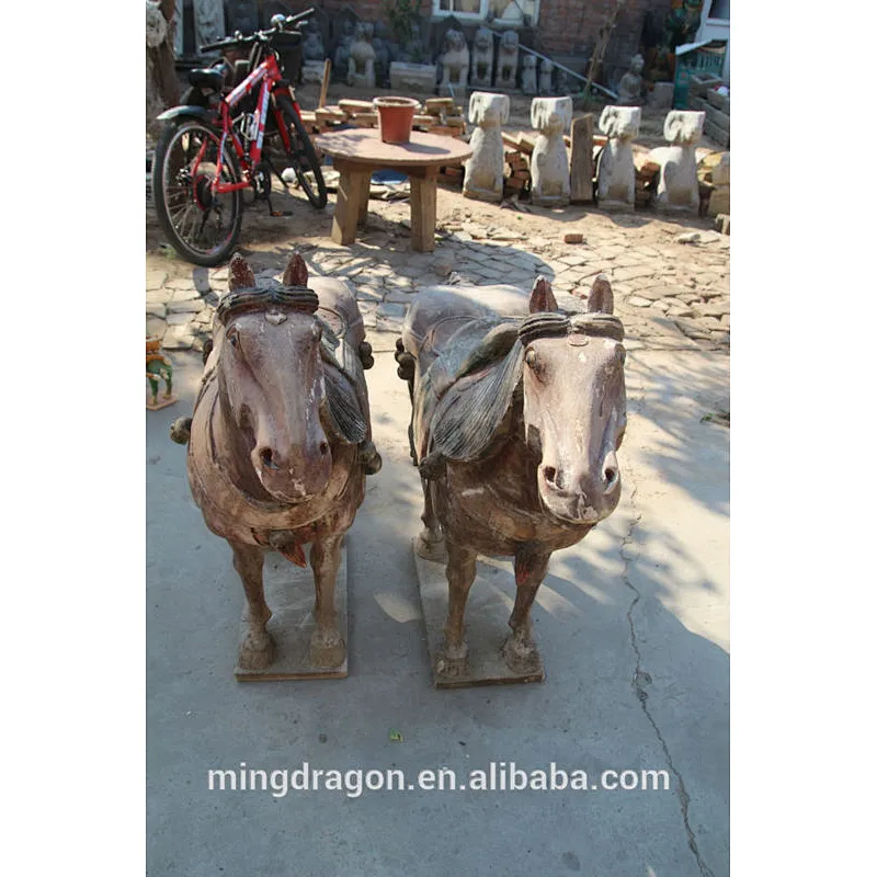 curio fine art ceramic pottery horse