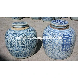 Antique porcelain blue and white container