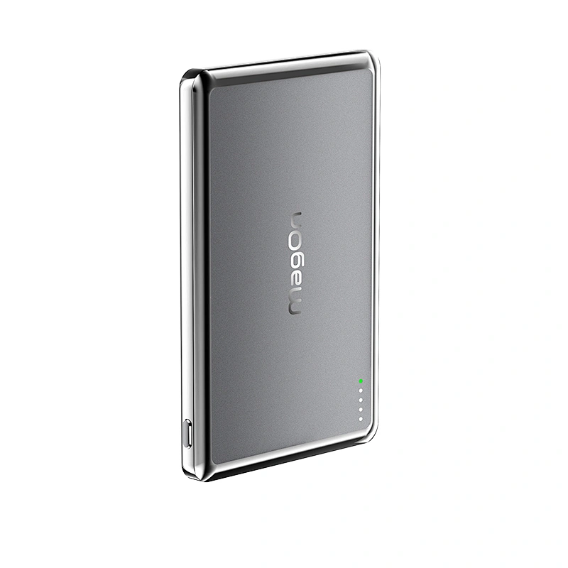 울트라 슬림 자기 무선 배터리팩 5000mAh