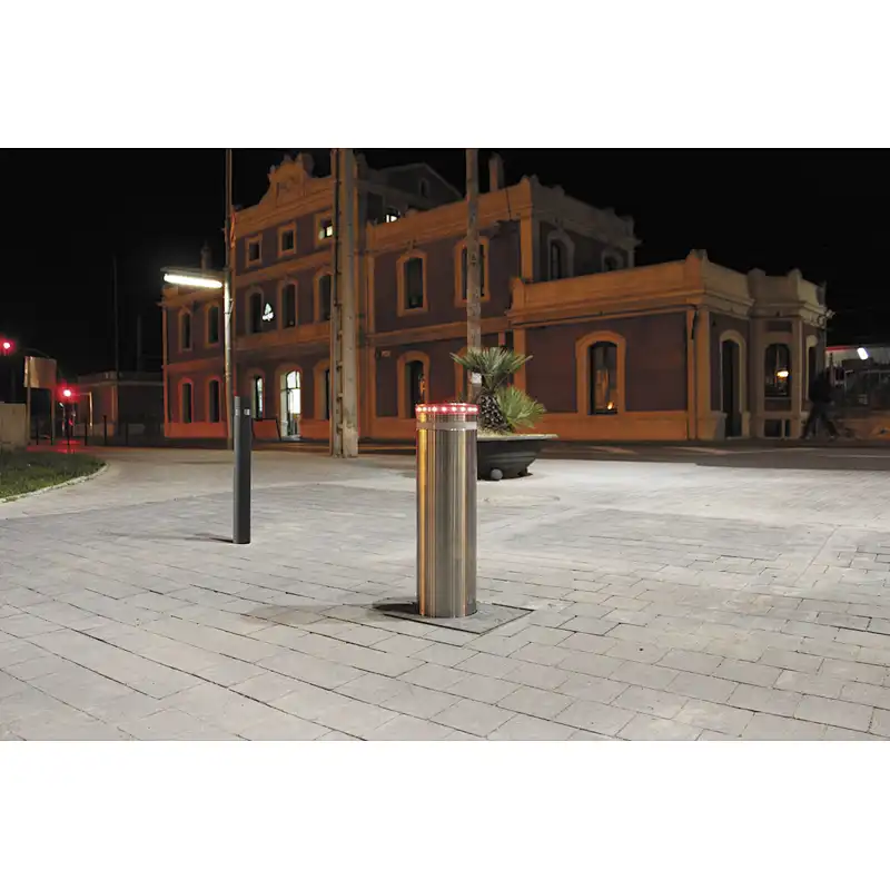 Auto remote control traffic stainless steel pipe outdoor LED bollard