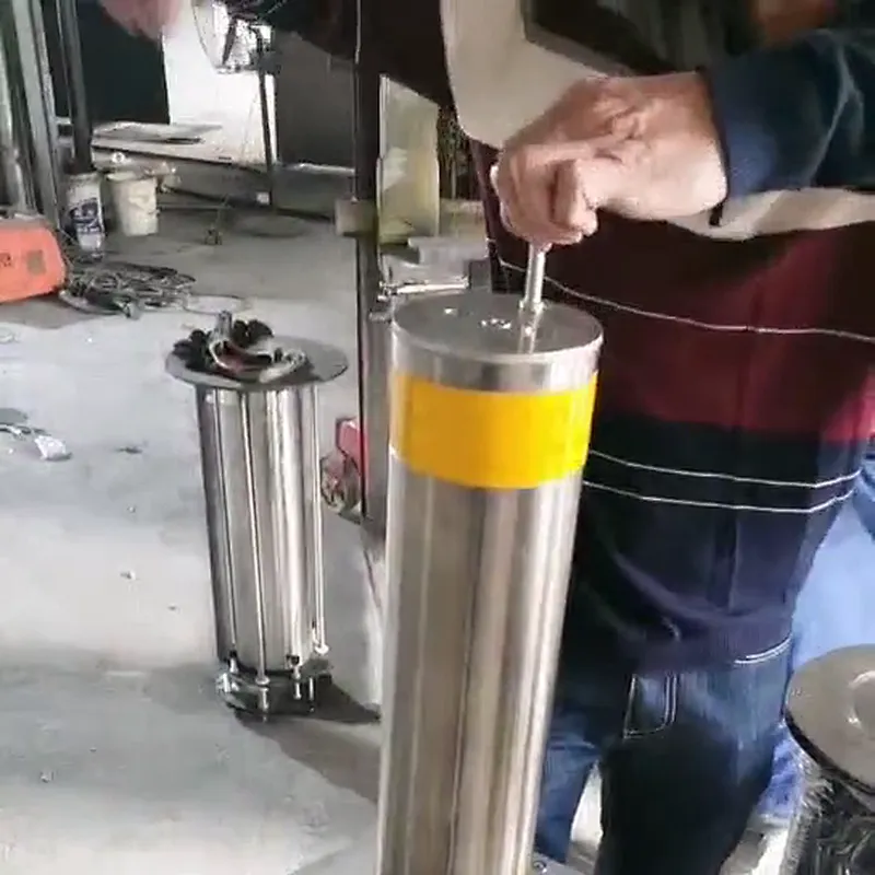 Stainless Steel manually operated bollard with key/semi-auto electric bollards