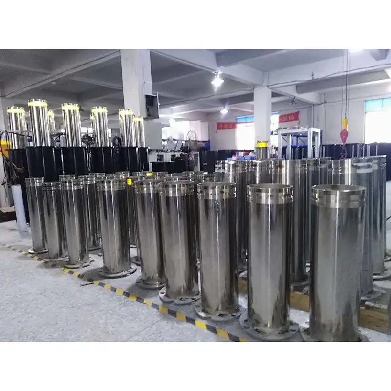 Remote control automatic rising bollard for parking