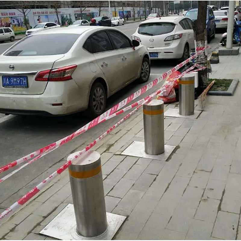 Stainless Steel Metal Traffic remote control high security automatic hydraulic safety rising bollard manufacturer