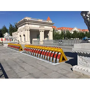 Custom Size Automatic Remote Hydraulic Roadway Safety Road Blocker , Safety Parking Blocker , Safety Car Blocker