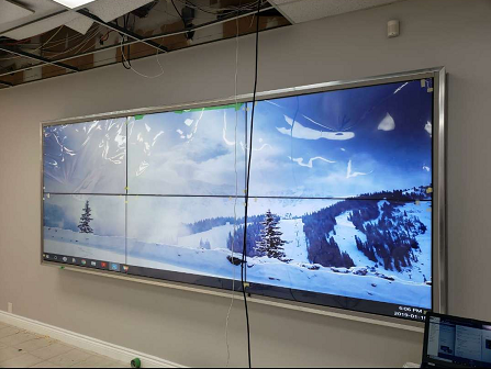 Canada XX insurance company 55inch LCD video wall case