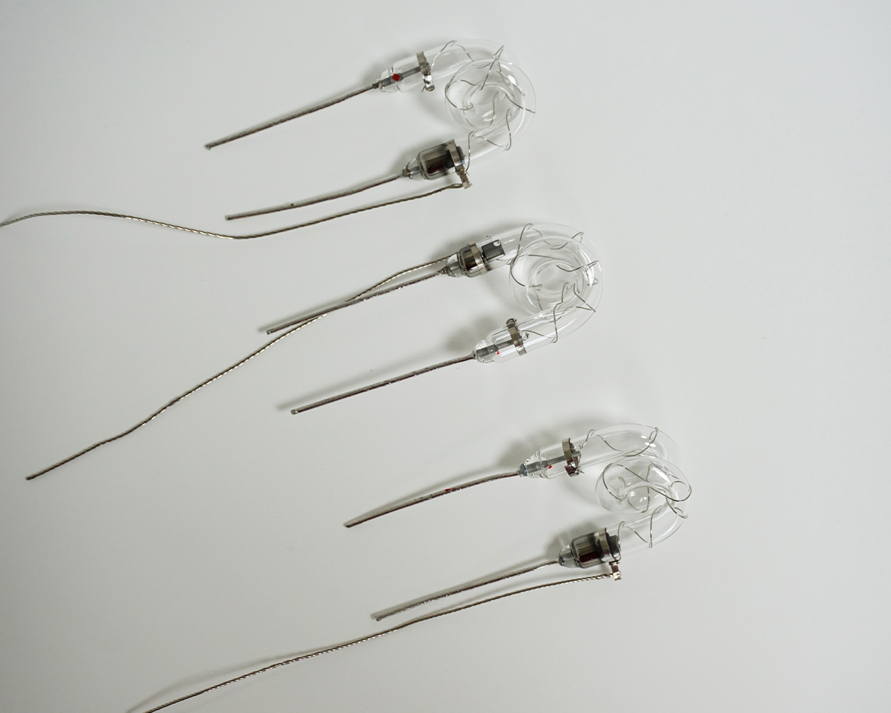 116 watt traffic signal bulb