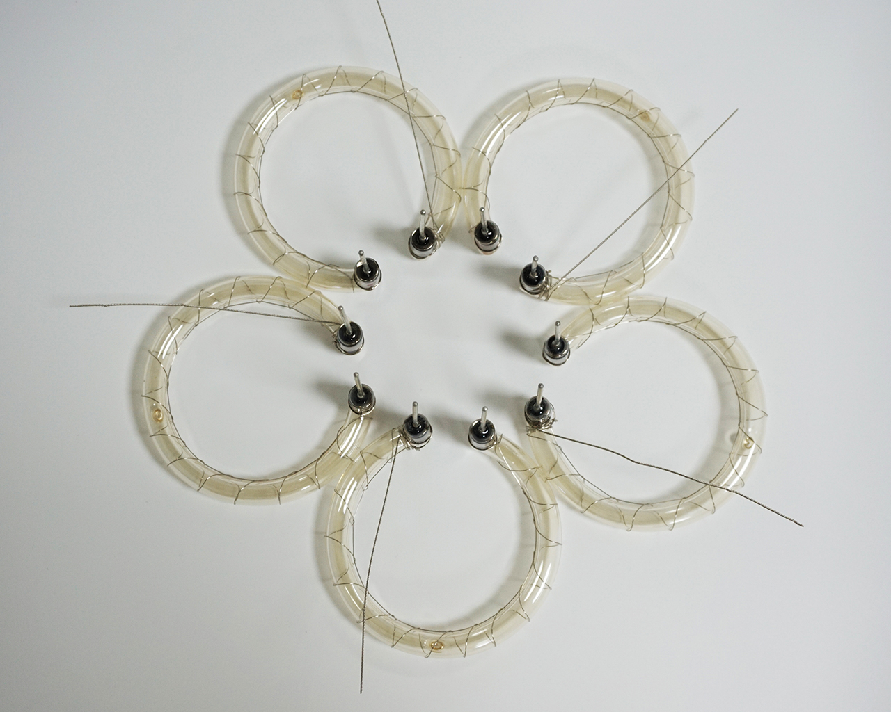 High power circular flash tube