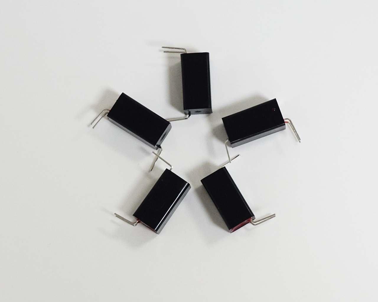 Xenon flash circuit trigger coil