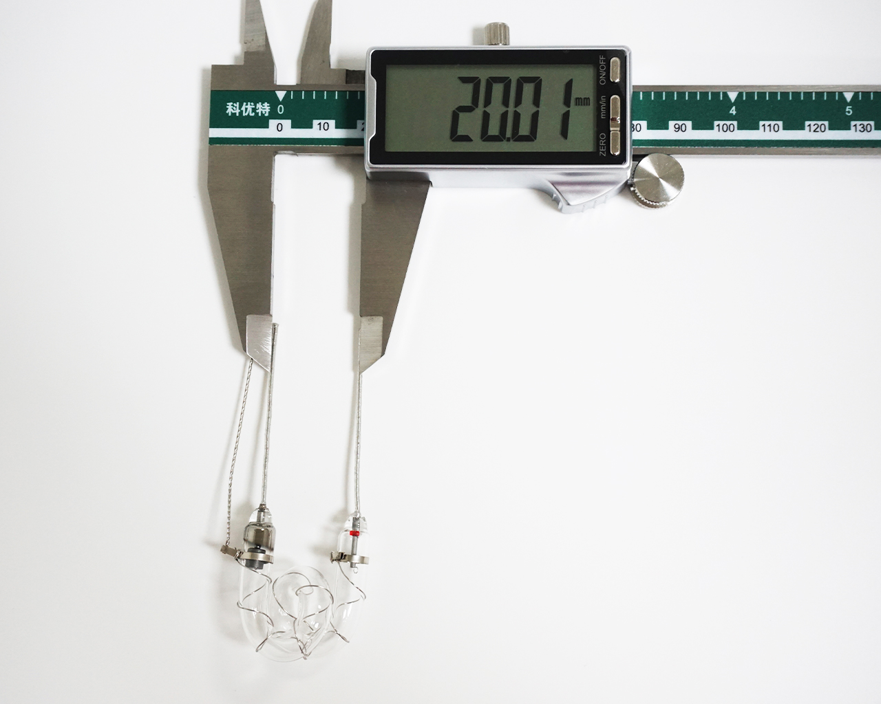 150 watt traffic signal bulb