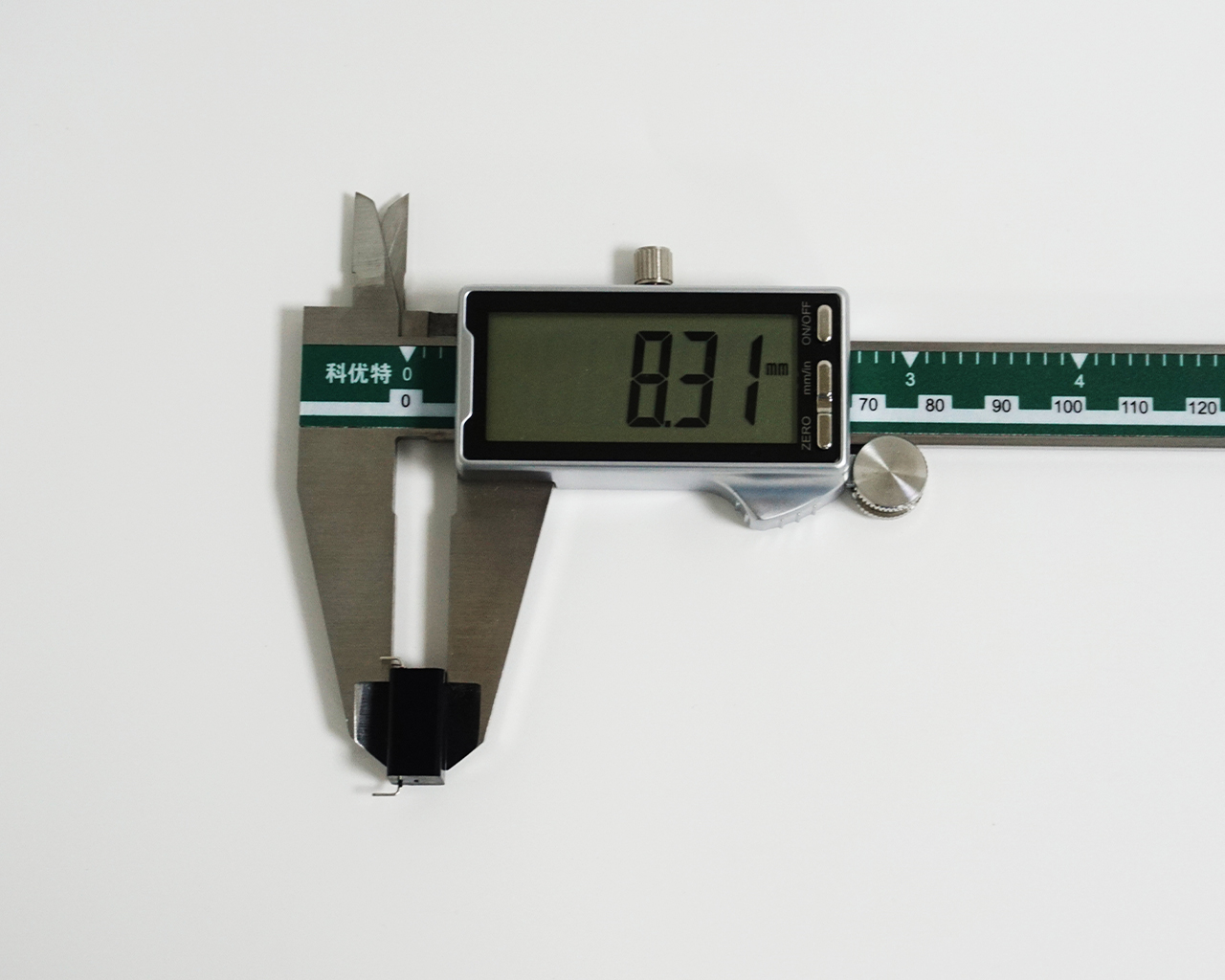 Flash trigger coil