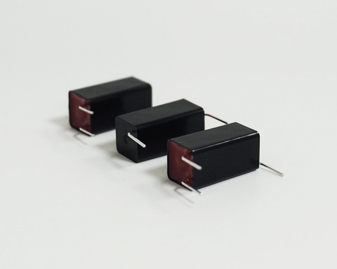 Trigger transformer for xenon flash lamps