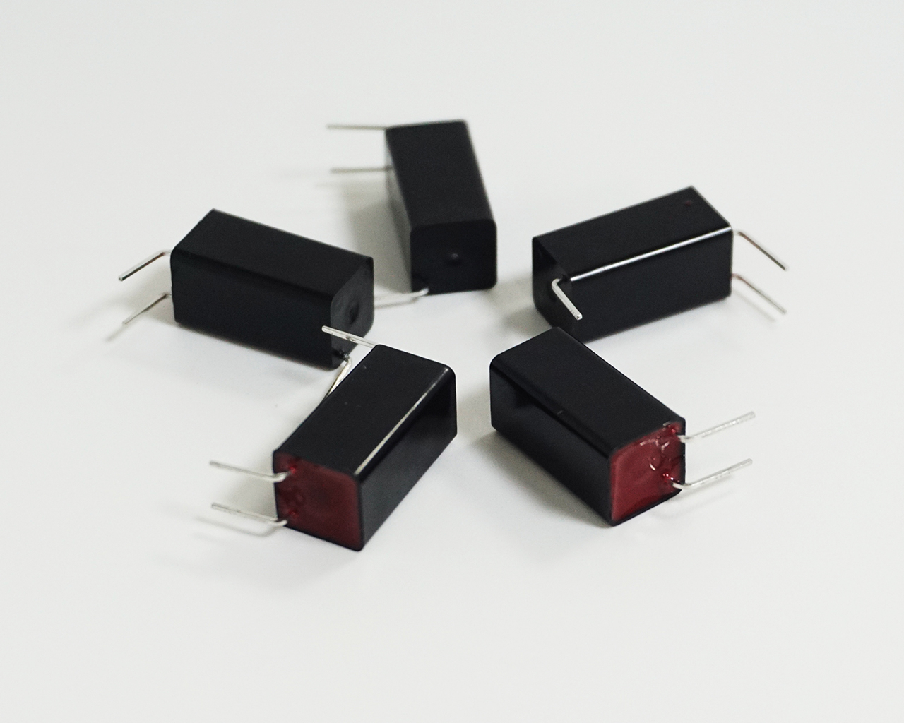 Flash tube trigger coil assembly