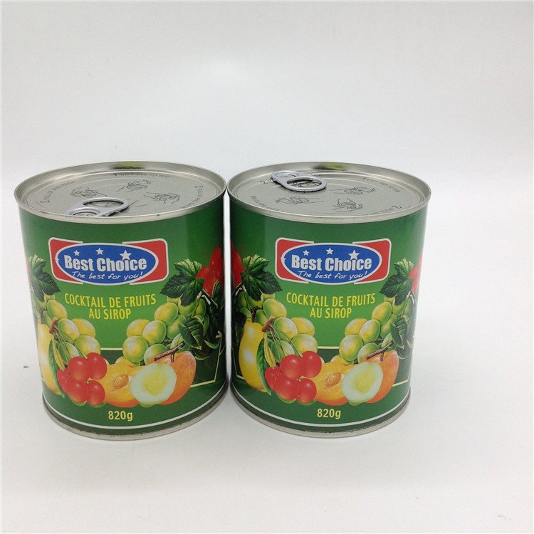 canned fruit cocktail