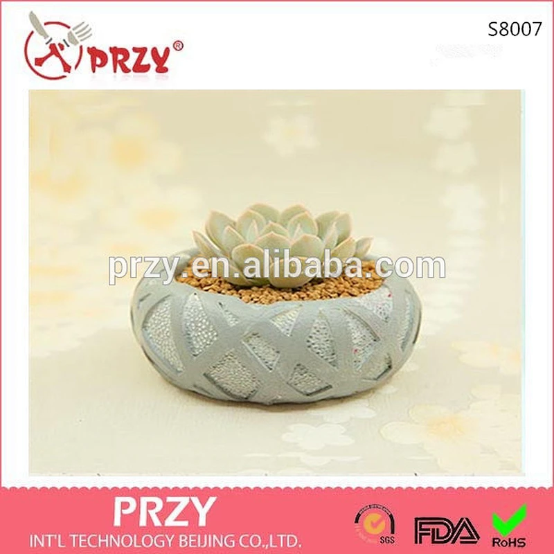 Alibaba hot sale mini cylinder Bird's Nest succulent plants use 3D silicone vase mold from PRZY