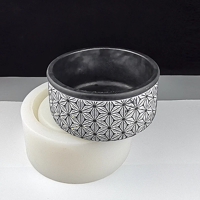Cylindrical shape with pattern portrait cement concrete silicone flowerpot mold