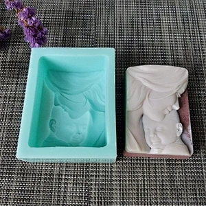 TS0076 PRZY Handmade Rectangle Shaped Mother Baby Paintings Silicone Soap Mold for Candle Aroma Soap Making Resin Clay
