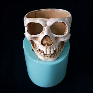 HP0133 Head Shaped Skeleton Cement Pot Silicone Mold with Factory Price Concrete Flower Planter Pot Water Hole