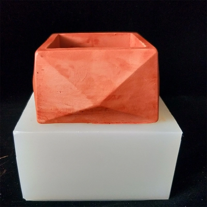 HP0074 Regular Square Diamond Concrete Pot with Hole Planter Cement Pot Silicone Mold