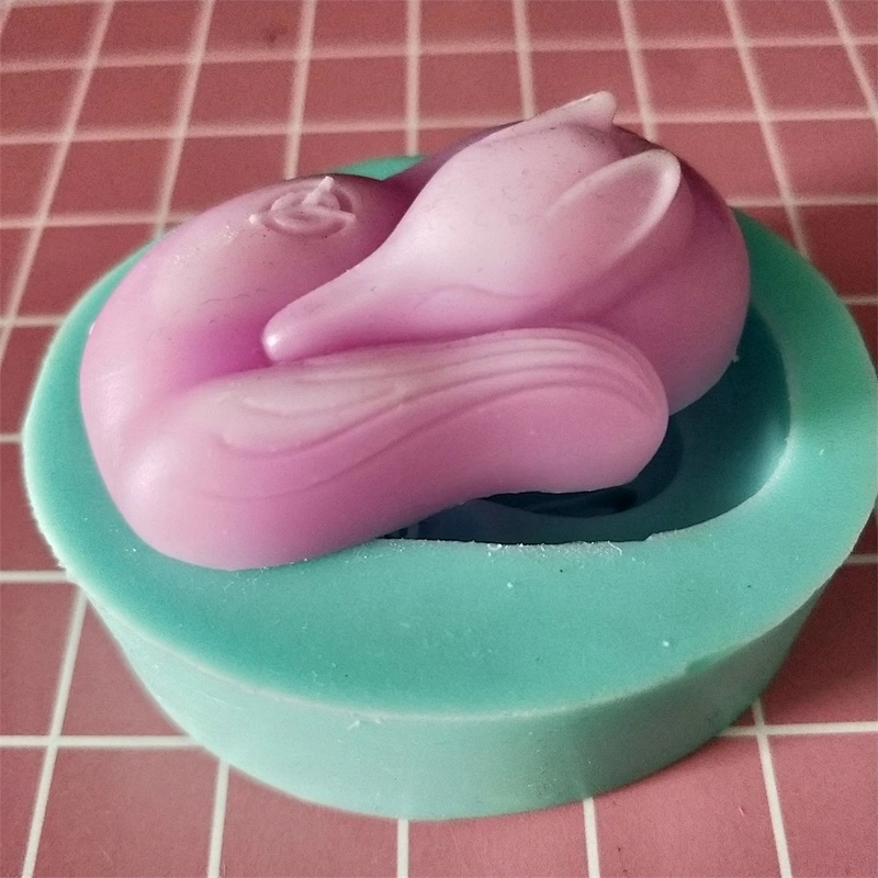 DW0164 PRZY Animal The Sleeping Fox Curled Up Soap Silicone Candle Mold for Handmade Soap Making