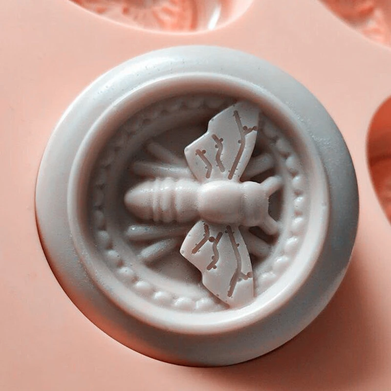 Animal series bee 6 hole silicone soap mold