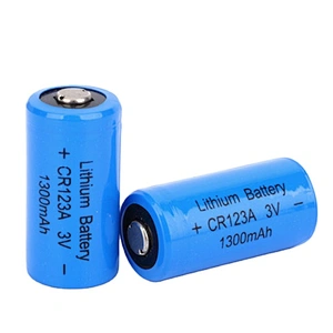 Durable Non-rechargeable LiMnO2 battery CR123A 3V 1300mAh battery
