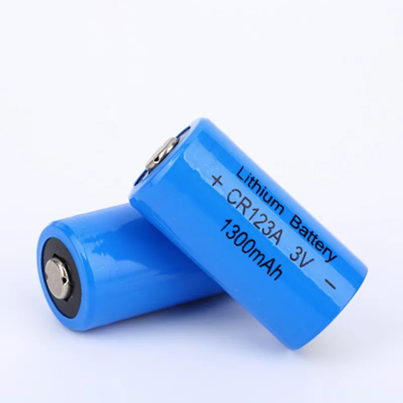 Durable Non-rechargeable LiMnO2 battery CR123A 3V 1300mAh battery
