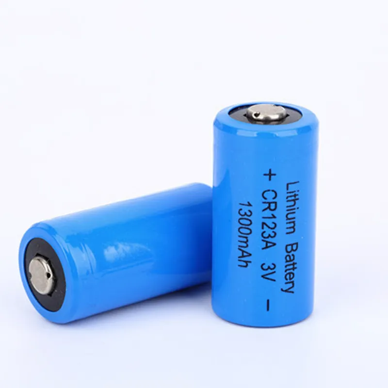 Durable Non-rechargeable LiMnO2 battery CR123A 3V 1300mAh battery