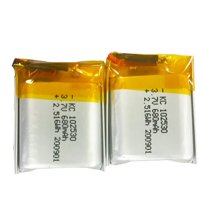 Factory price 102530 3.7v 680mah li-polymer battery rechargeable 680mah lipo battery for headset