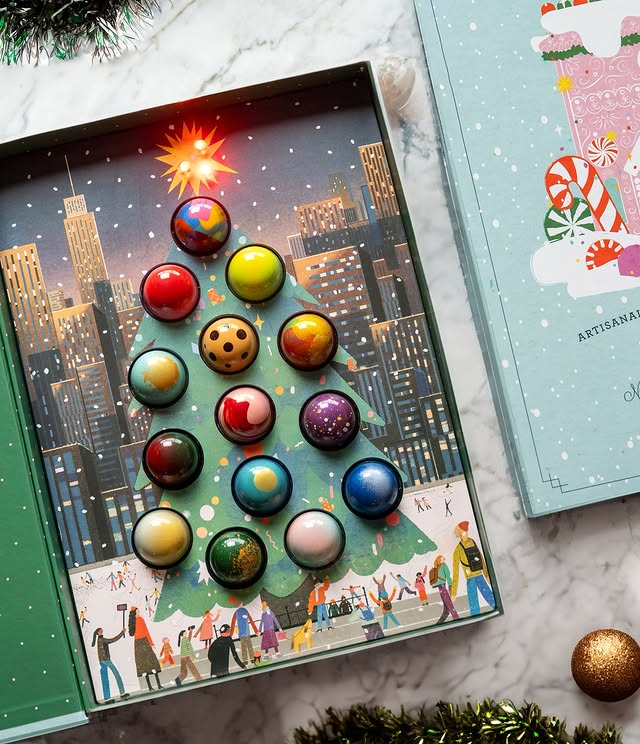 Luxury Chocolate Boxes Packaging for Christmas Valentines Cardboard Chocolate Bonbon Celebration Chocolate Box