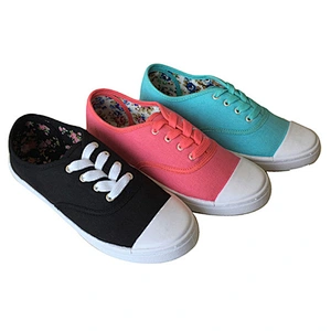 WOMEN SHOES