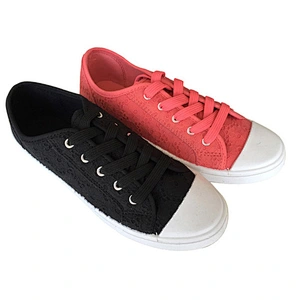 WOMEN SHOES