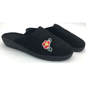 WOMEN SHOES