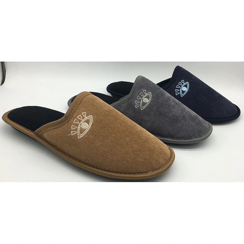 MEN INDOOR SLIPPER