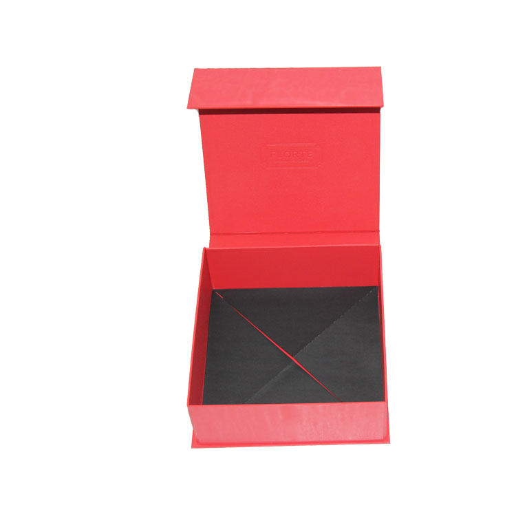 red gift box-3.jpg