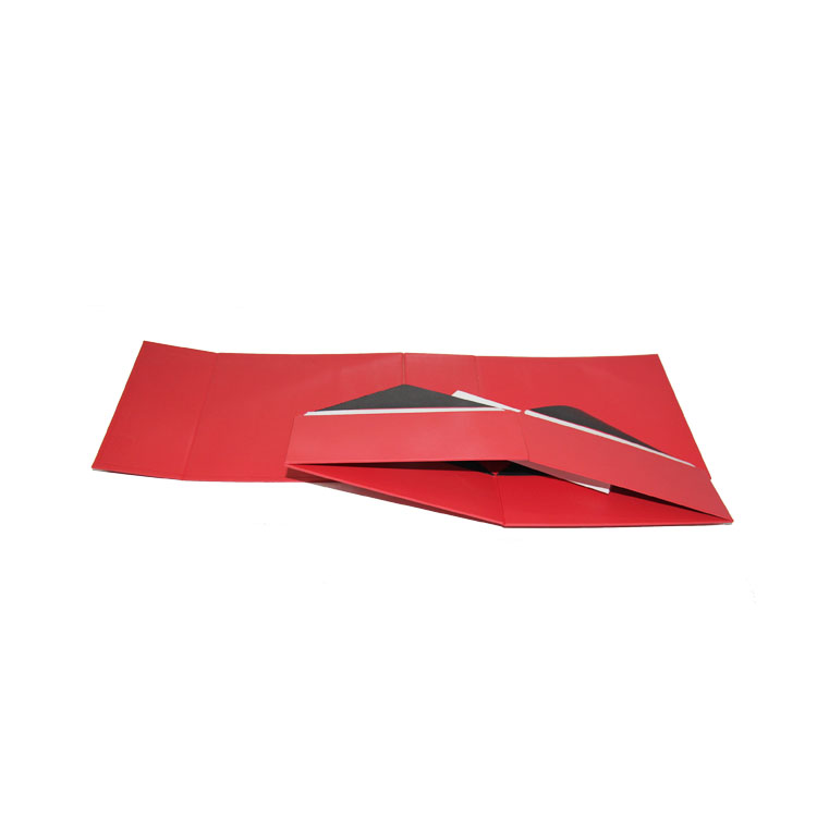 red gift box-5.jpg