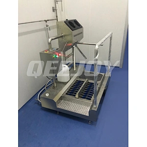 Automatic Cleaning Machine Hygiene Cleaning station combines hand sanitize with boots cleaning