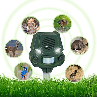 Animal Repellent Ultrasonic Motion Sensor and Flashing Light Animal Repeller for Dogs, Cats, Squirrels, Deers, Rats