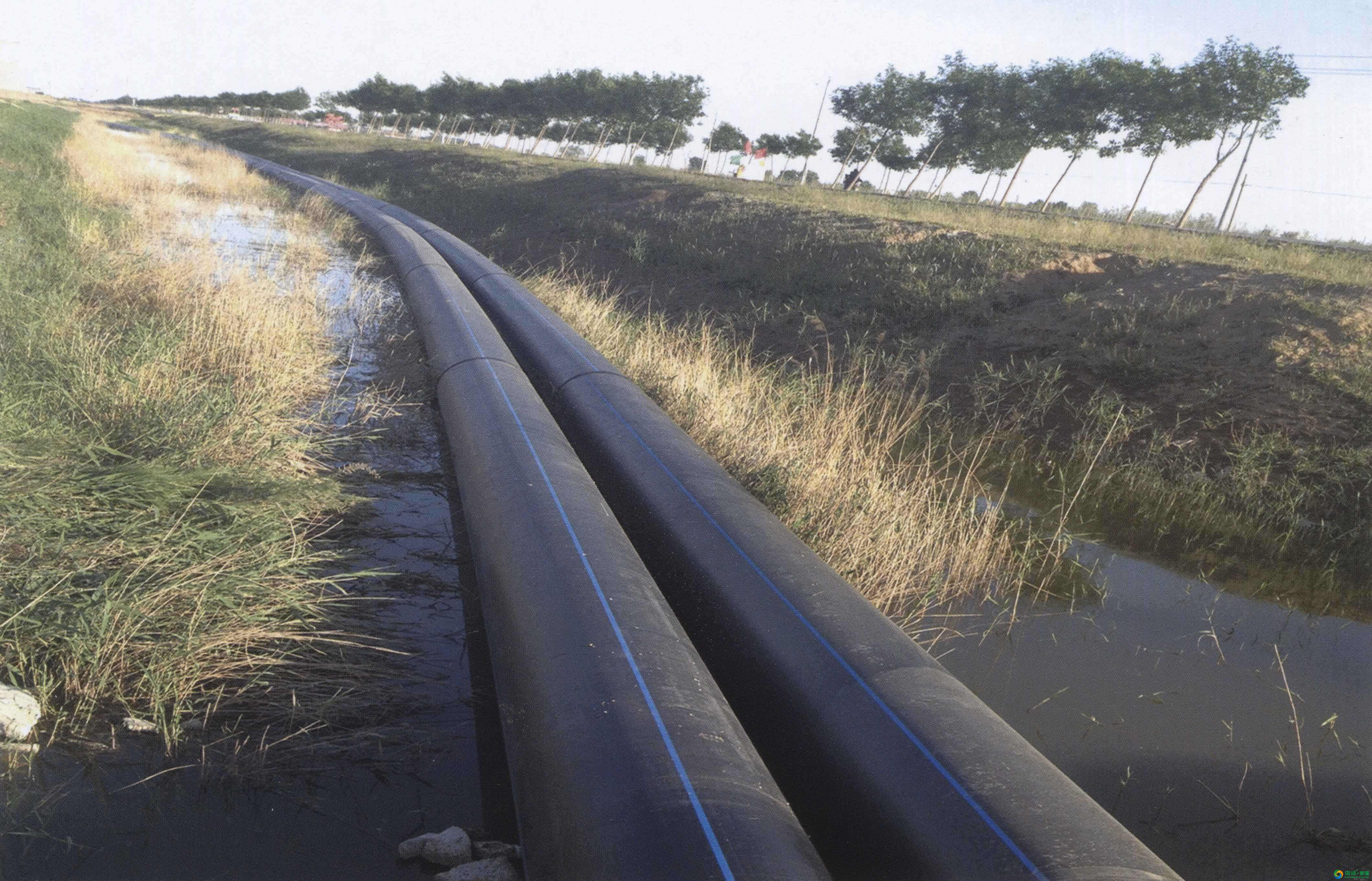 G&N spec HDPE pipe for hydroponic precision.
